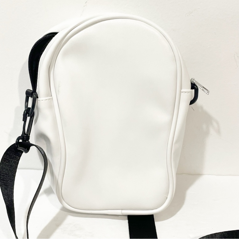 Halloween Ghost Scream Spooky Black White Crossbody Bag - Picture 2 of 3